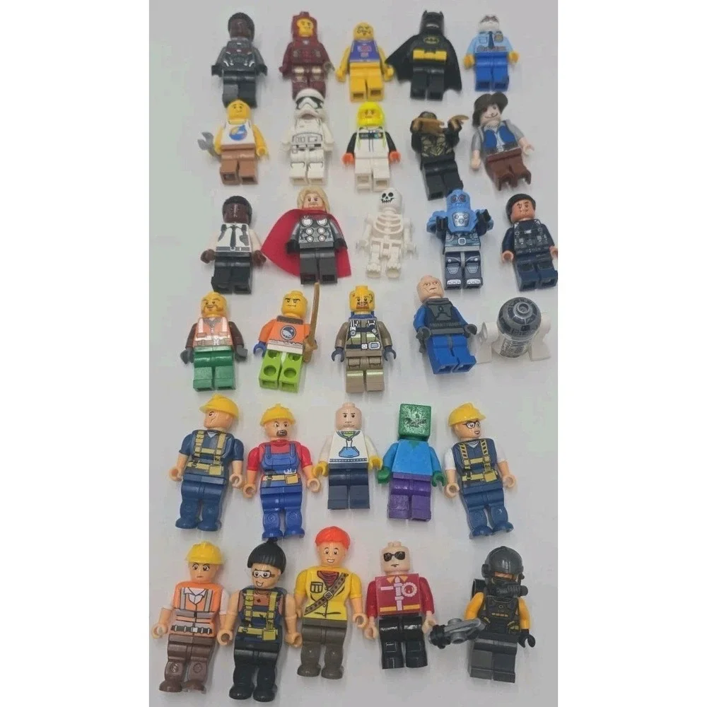 LEGO Minifigures Mixed 30 Batman Marvel Star Wars Minecraft City Figures R2-D2